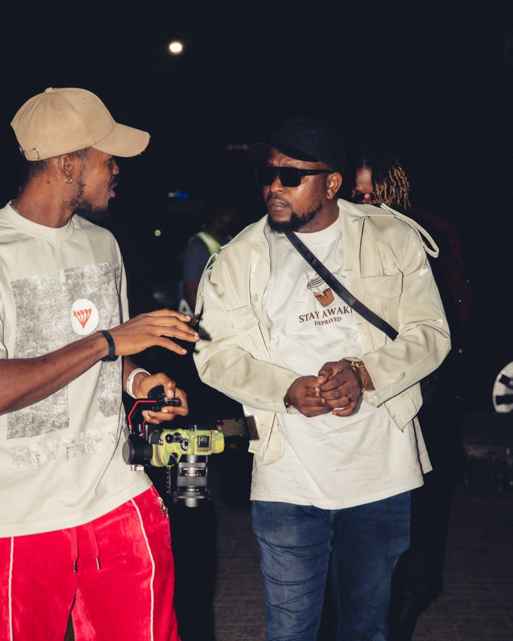 Drtonez on set, directing production